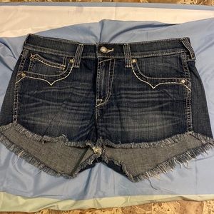 Ariat blue jean shorts